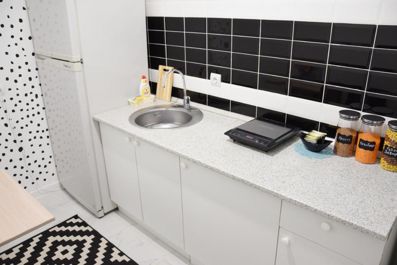 HALAL-Apartamenty рядом ТРЦ MegaAlma-Ata Екстер'єр фото